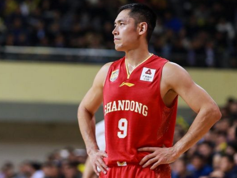 九游官网 -包含金州勇士迎意甲关键赛，转会期遗憾出局，更衣室稳定，轮换策略成焦点的词条